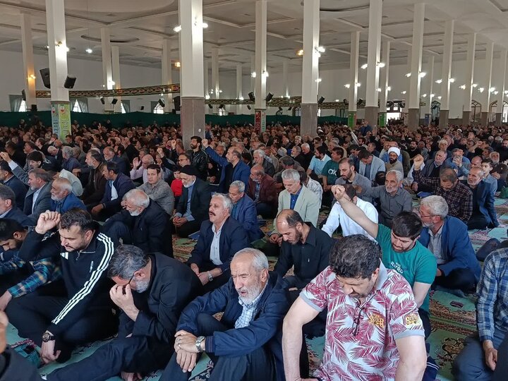 تصاویر/اقامه نماز عبادی سیاسی جمعه در ساوه