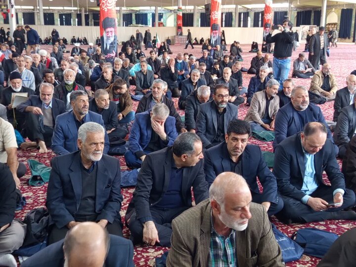تصاویر/اقامه نماز عبادی سیاسی جمعه در اراک