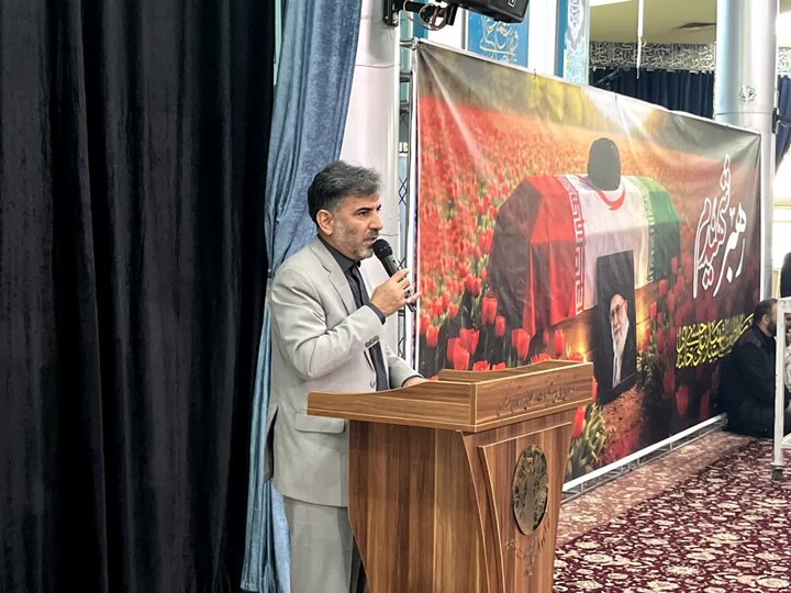 تصاویر/اقامه نماز عبادی سیاسی جمعه در اراک