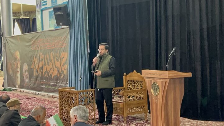 تصاویر/اقامه نماز عبادی سیاسی جمعه در اراک