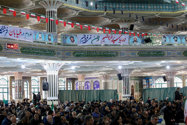 تصاویر/ مراسم چهلم امام شهید امت در مصلی شهرکرد