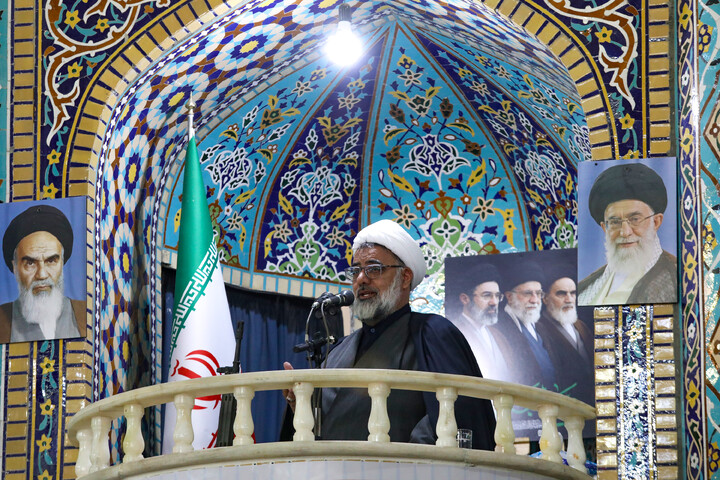 تصاویر/ مراسم چهلم امام شهید امت در مصلی شهرکرد