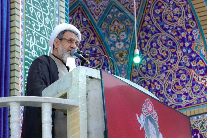 تصاویر/ اقامه نماز جمعه در شهر کرمان
