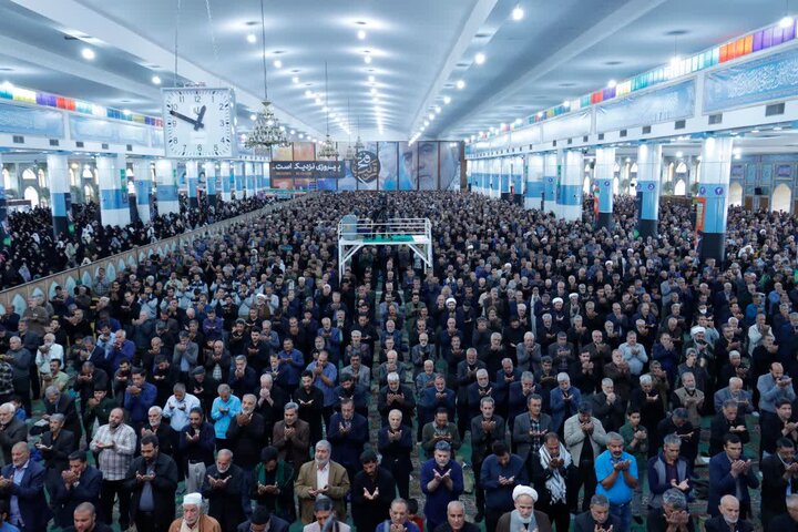 تصاویر/ اقامه نماز جمعه در شهر کرمان