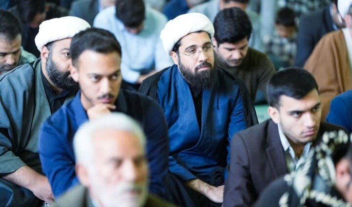 تصاویر/ اقامه نماز جمعه در شهر سیرجان