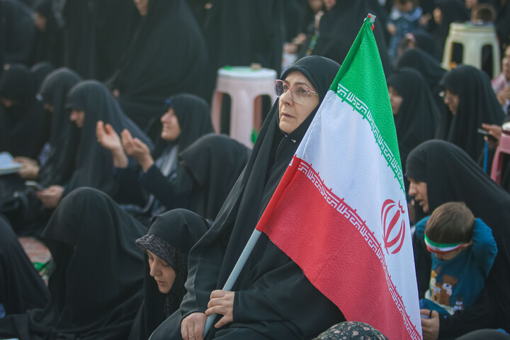 تصاویر/ اقامه نماز استغاثه در مسجد مقدس جمکران