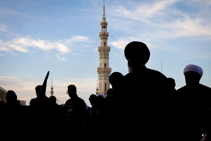 تصاویر/ اقامه نماز استغاثه در مسجد مقدس جمکران