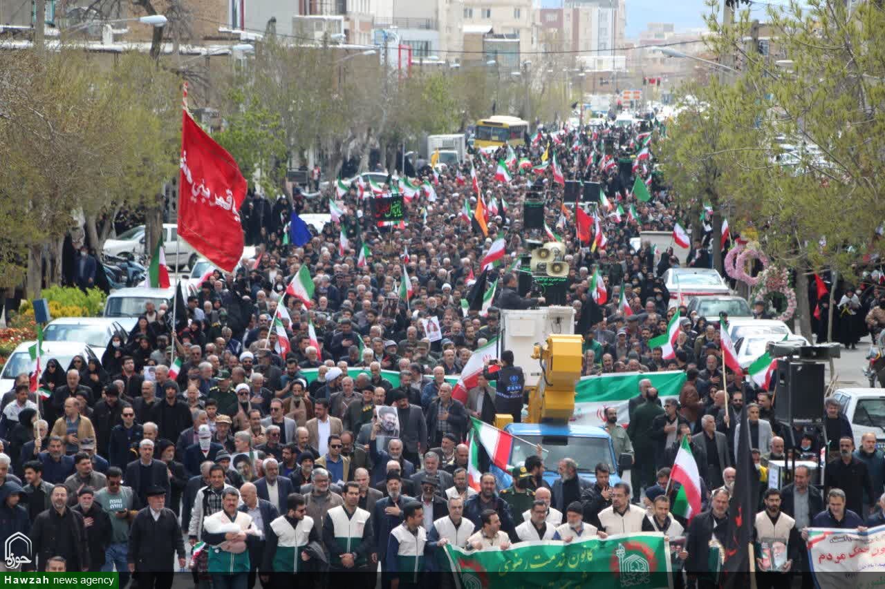 تصاویر / سراسر همدان غرق در ماتم در سوگ رهبر شهید انقلاب