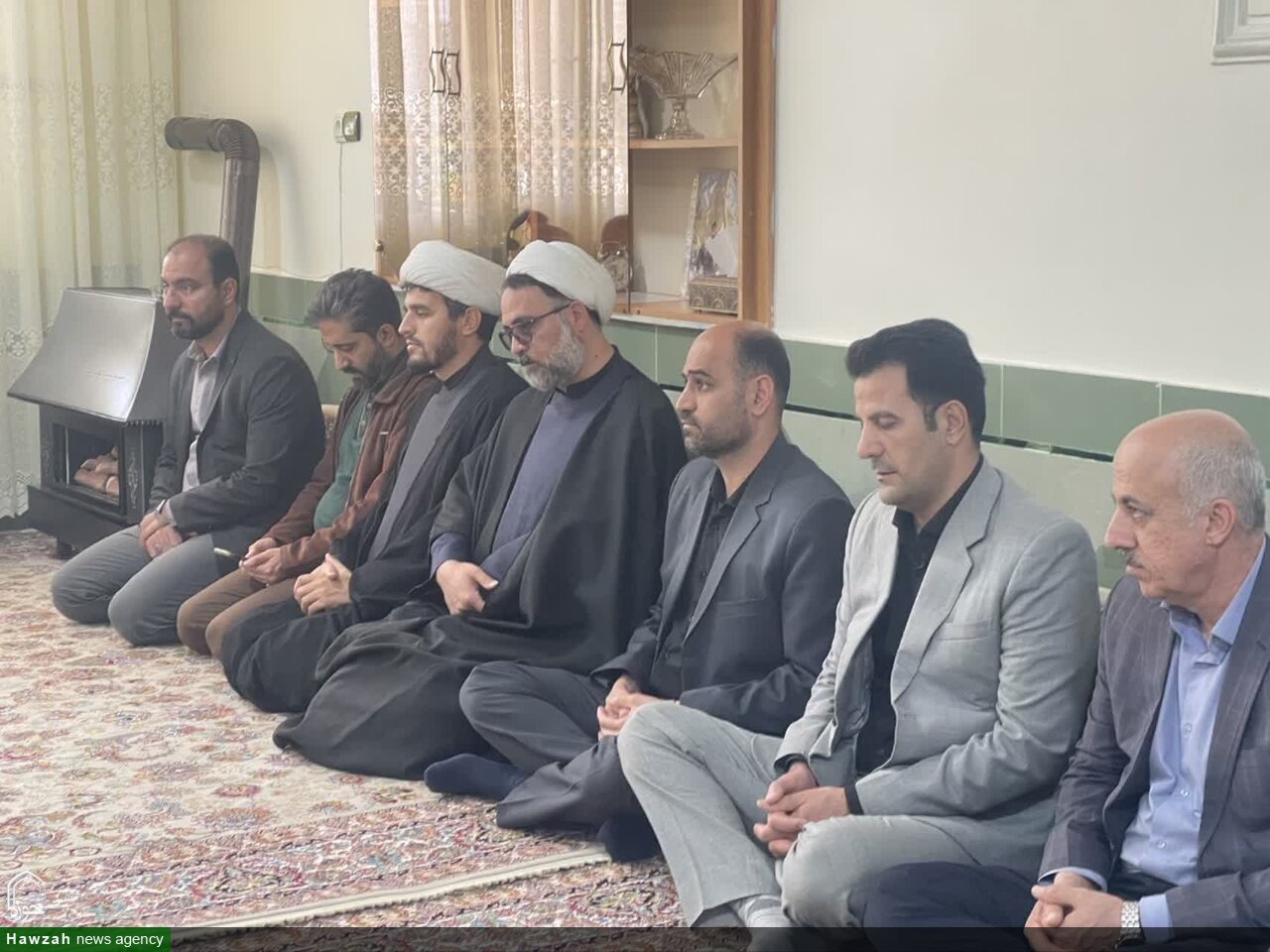 دیدار مسئولان دانشگاه علوم پزشکی با خانواده‌های شهدای جنگ رمضان