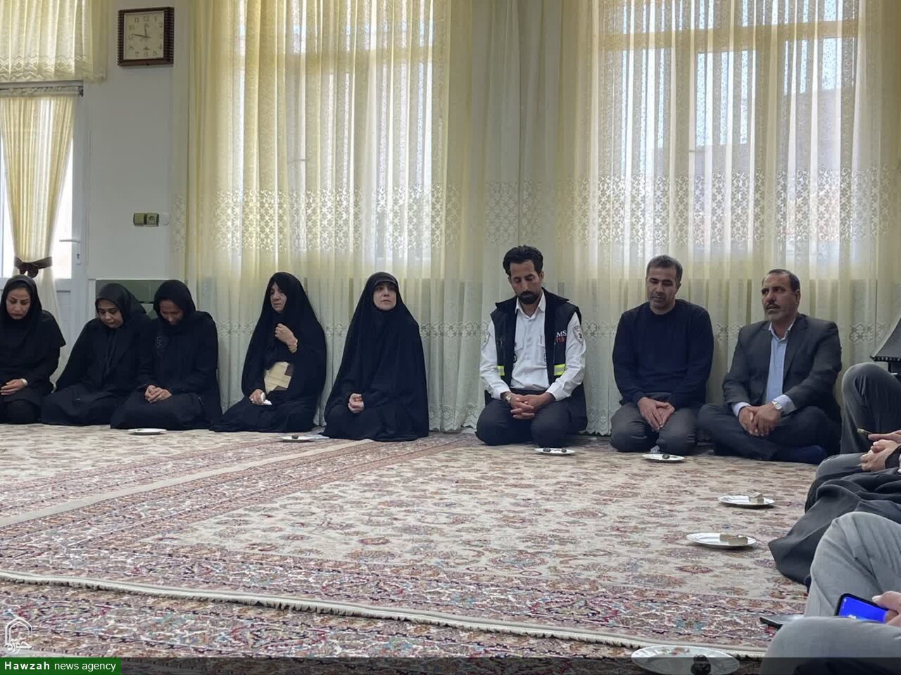 دیدار مسئولان دانشگاه علوم پزشکی با خانواده‌های شهدای جنگ رمضان