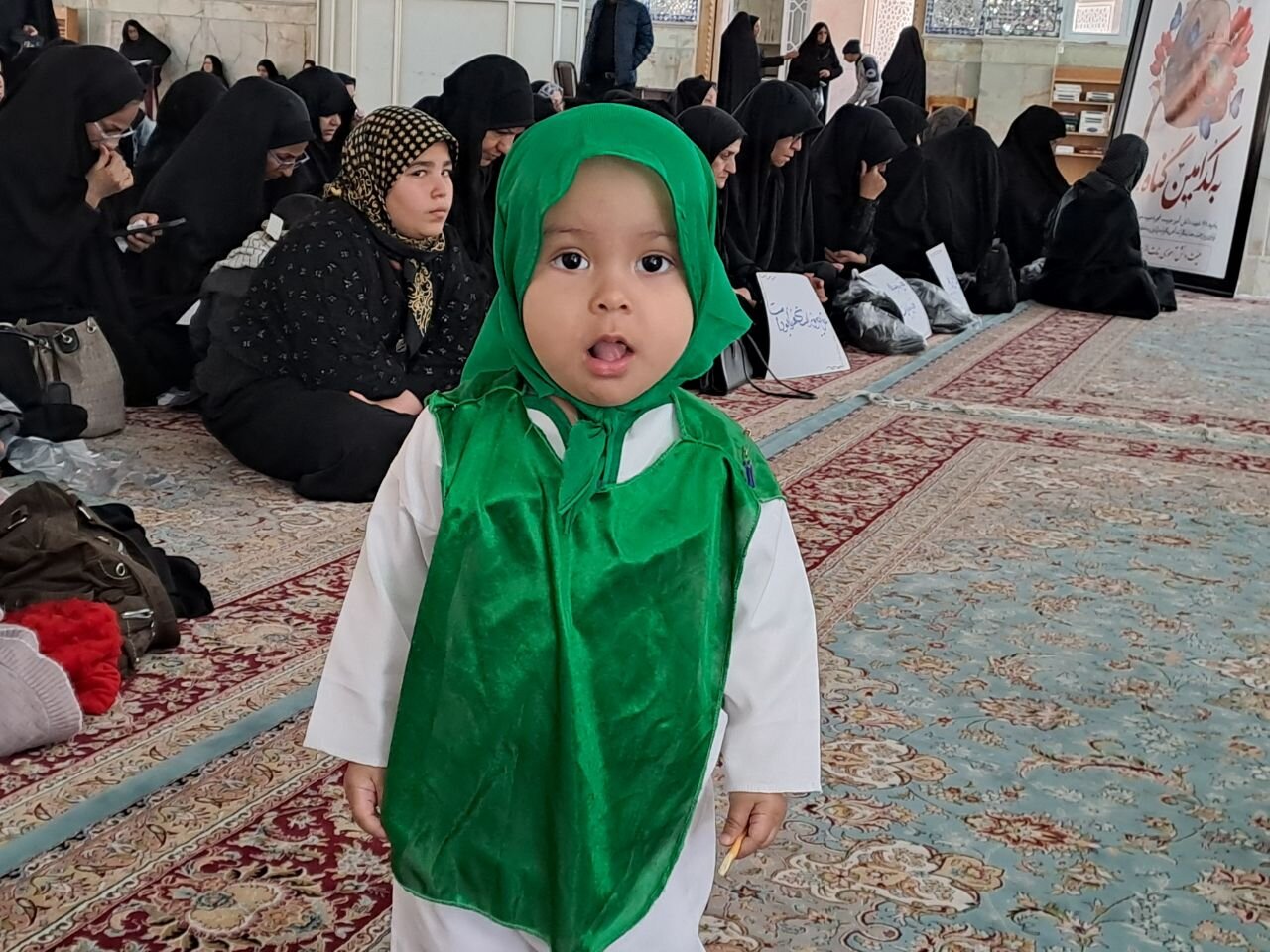 همایش بزرگ شیرخواران انقلاب در شهرستان نائین+ تصاویر