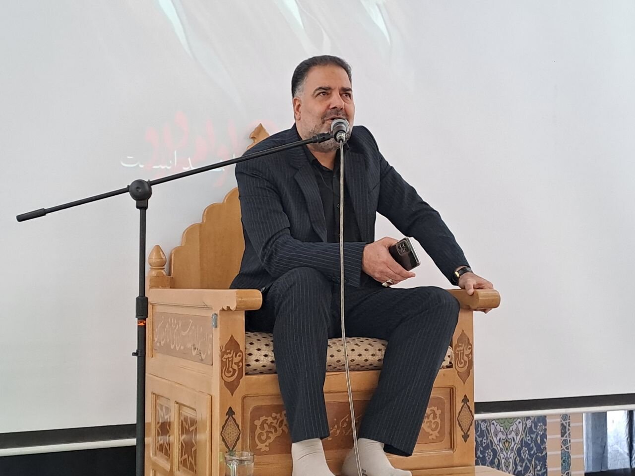 همایش شیرخواران انقلاب در شهرستان نائین