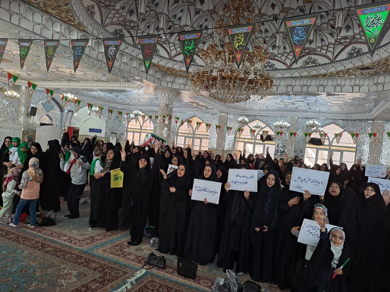 همایش شیرخواران انقلاب در شهرستان نائین