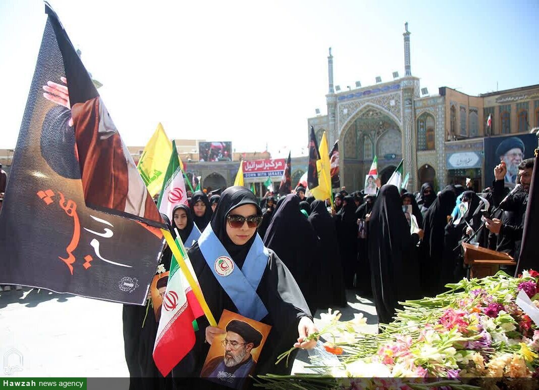 هیات‌های مذهبی قم در چهلم رهبر شهید اقامه عزا کردند