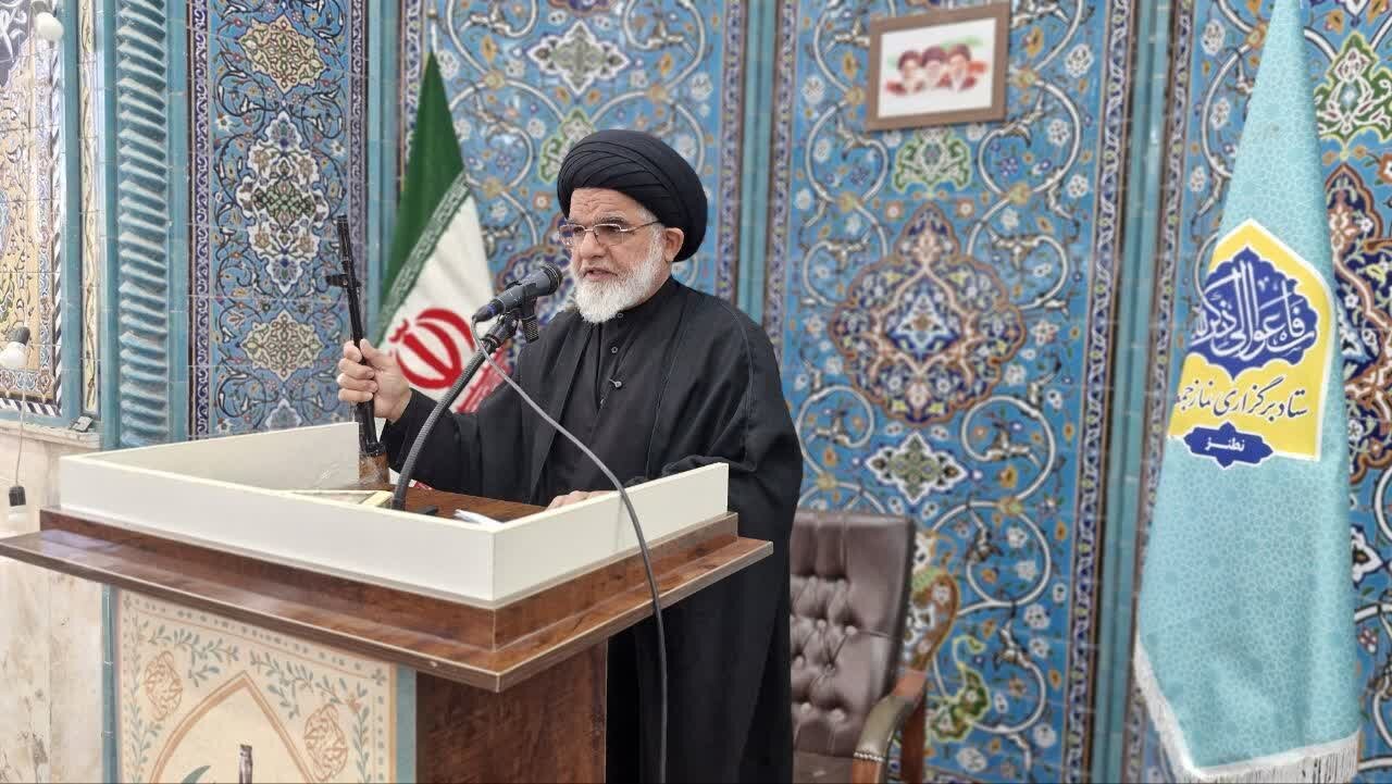 تجمعات مستمر در سراسر کشور جلوه‌ای از ایمان، هشیاری و تربیت‌یافتگان امت رهبر شهید است
