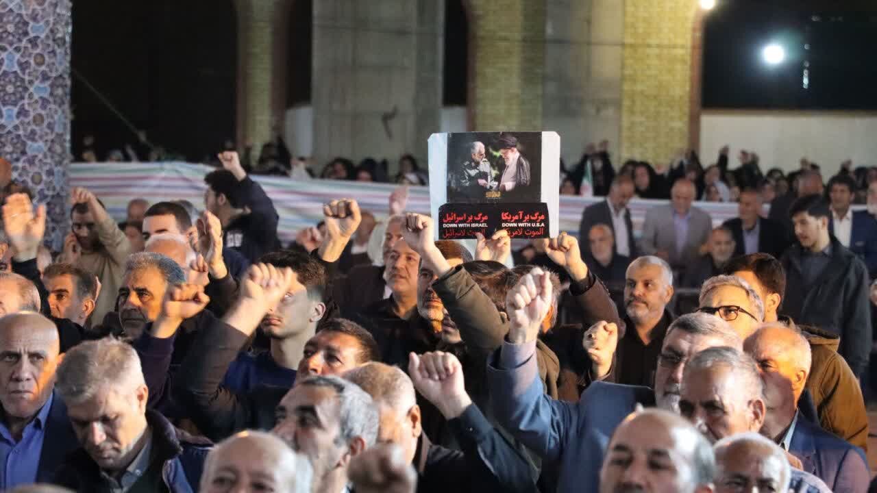 تصاویر/اقامه نماز عبادی سیاسی خرم آباد