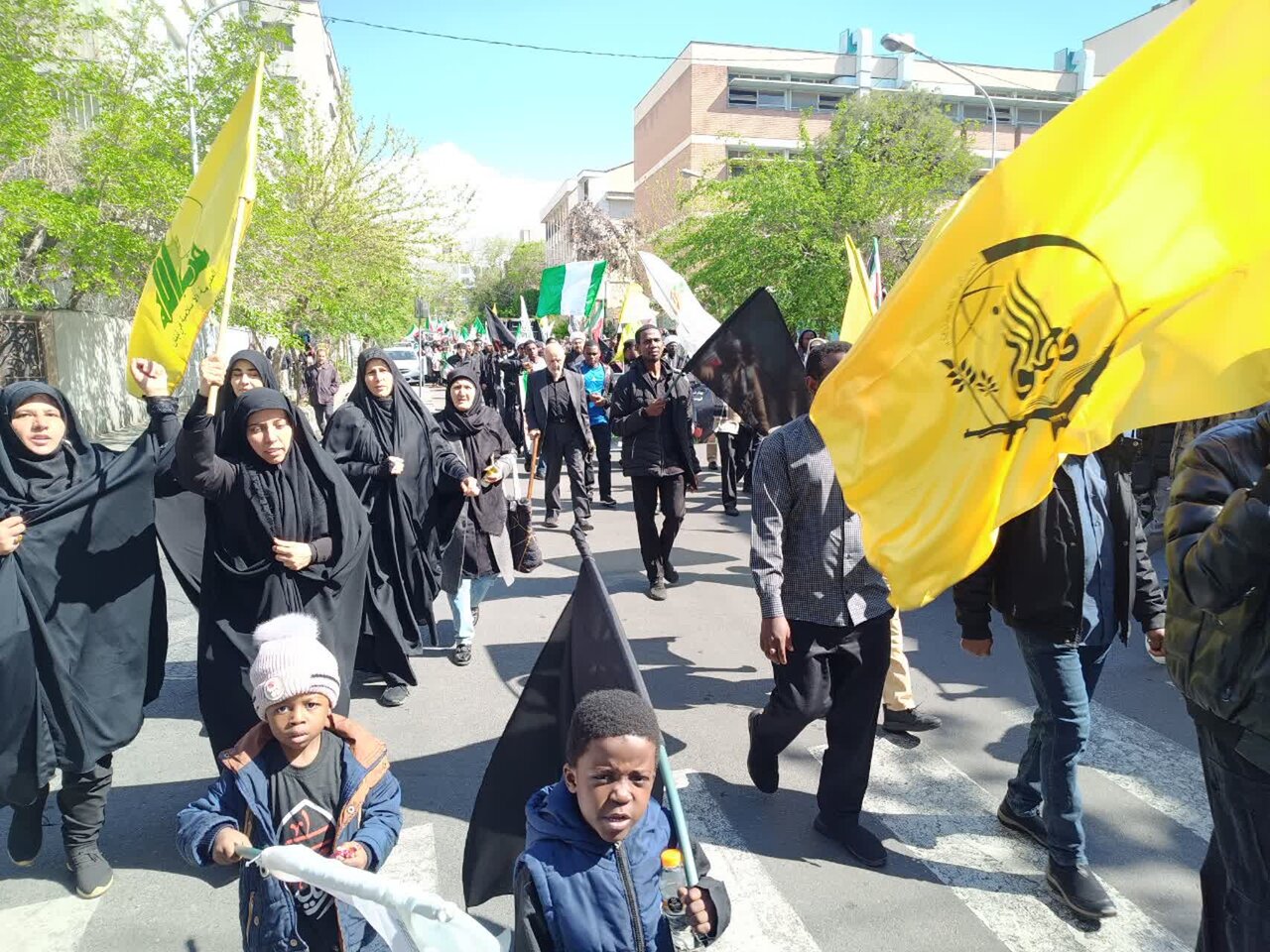 پیروان شیخ ابراهیم زکزاکی در مراسم راهپیمایی اربعین شهادت سید علی خامنه‌ای در تهران شرکت کردند