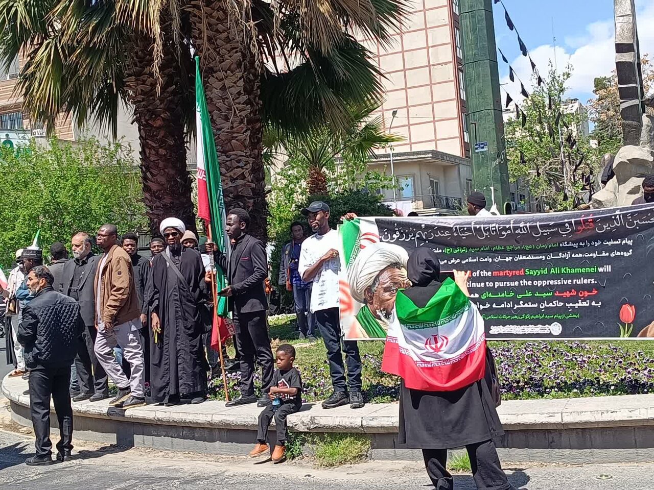 پیروان شیخ ابراهیم زکزاکی در مراسم راهپیمایی اربعین شهادت سید علی خامنه‌ای در تهران شرکت کردند