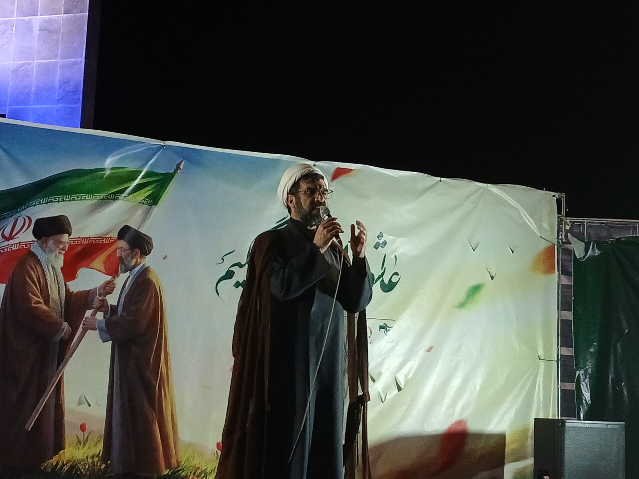 چهل ویکمین اجتماع مردمی در مقابل دانشگاه فردوسی
