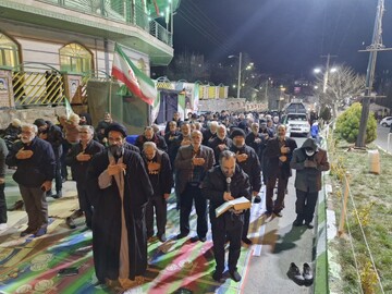 فیلم |  نماز استغاثه به امام زمان (عج) در جوار امامزاده محمدطاهر (ع) در رینه شهر لاریجان