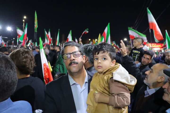 تصاویر/ اجتماع شبانه منتقمین خون امام شهید در اسلامشهر
