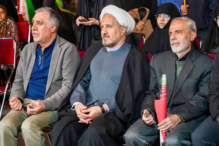 تصاویر/ بازدید وزیر فرهنگ از برنامه حماسه خوان