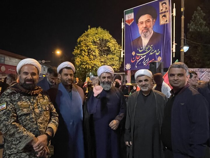 تصاویر / تجمع مردمی شهرستان نوشهر در ایستگاه بیست و یکم فروردین