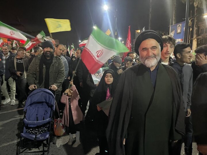تصاویر / تجمع مردمی شهرستان نوشهر در ایستگاه بیست و یکم فروردین