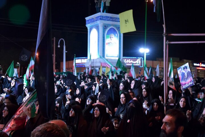 تصاویر/چهل و یکمین شب خروش آران و بیدگلی ها در میدان سردار سلیمانی