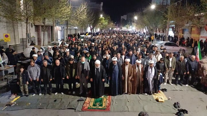 تصاویر/ چهل و یکمین شب حماسه در میاندوآب و اقامه نماز استغاثه