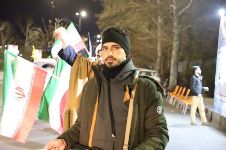 تصاویر / برپایی موکب یاوران مهدی حوزه علمیه استان آذربایجان شرقی در کنار حماسه آفرینی های مردم
