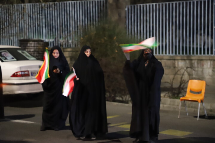 تصاویر / برپایی موکب یاوران مهدی حوزه علمیه استان آذربایجان شرقی در کنار حماسه آفرینی های مردم