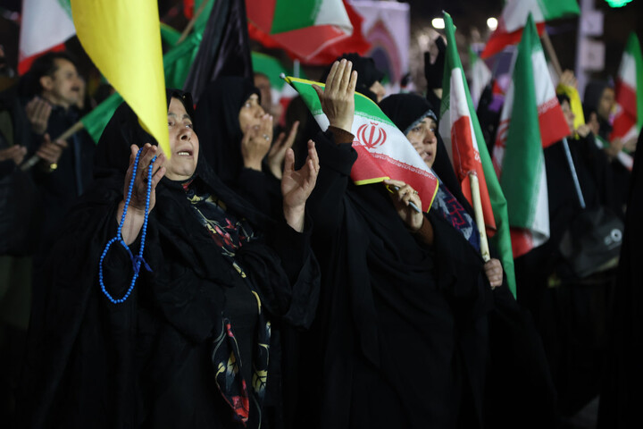 تصاویر / اقامه نماز استغاثه به امام زمان(عج) در همدان