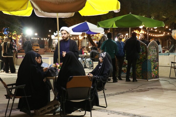 تصاویر/ کافه رستوران قرآنی در میدان ارگ کرمان
