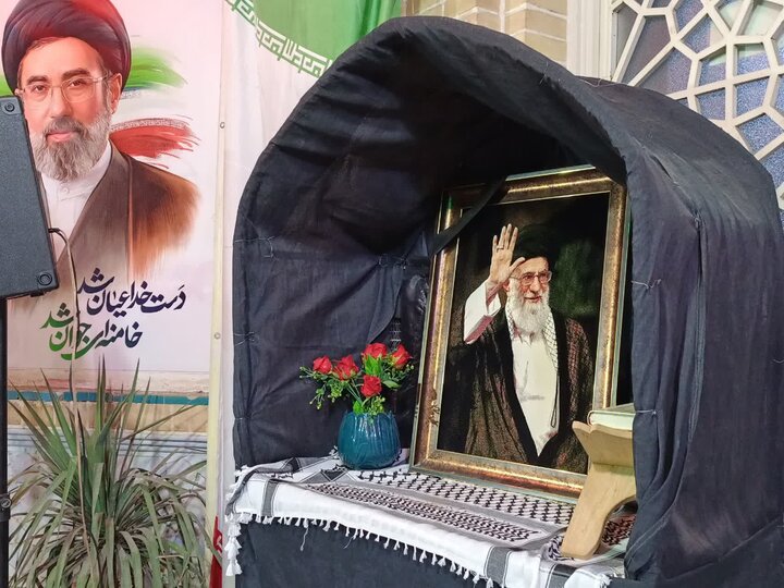 تصاویر/ برقراری ایستگاه صلواتی توسط مدرسه علمیه حاج ملاصادق قم