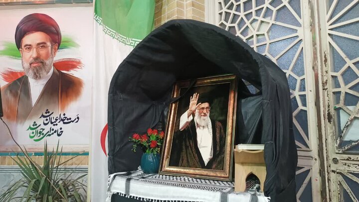 تصاویر/ برقراری ایستگاه صلواتی توسط مدرسه علمیه حاج ملاصادق قم