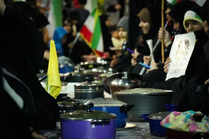تصاویر/ پویش «مقلوبه» توسط بانوان کرمانی در میدان کوثر و میدان آزادی