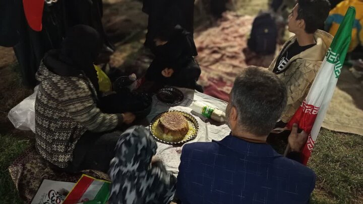 تصاویر/ پویش «مقلوبه» توسط بانوان کرمانی در میدان کوثر و میدان آزادی