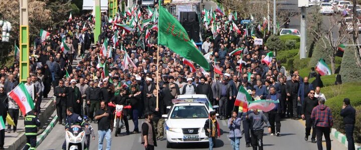 تصاویر/ بدرقه «خانواده شهید طاهری» در شهرستان پردیس
