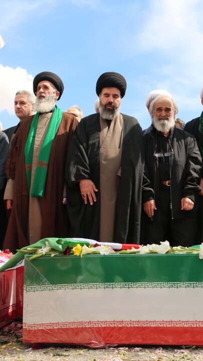 تصاویر/ بدرقه «خانواده شهید طاهری» در شهرستان پردیس