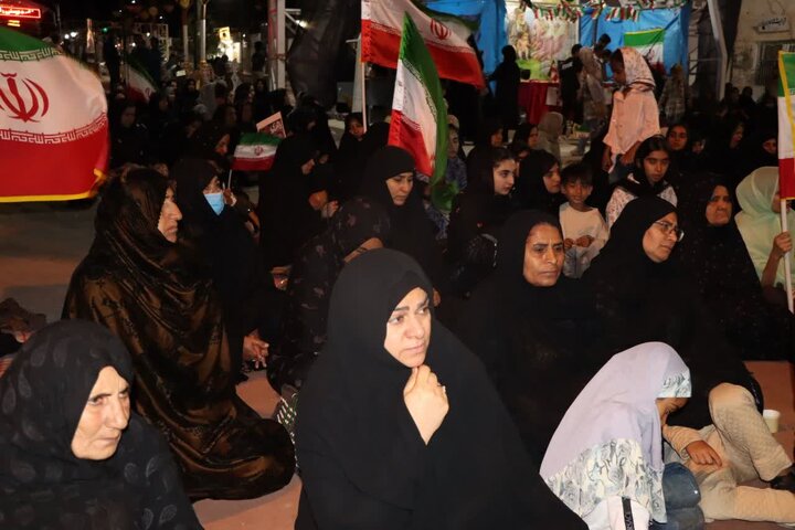 تصاویر/ مراسم اربعین رهبر شهید با حضور بانوان طلبه مدارس علمیه خواهران استان کرمان در شهر های مختلف