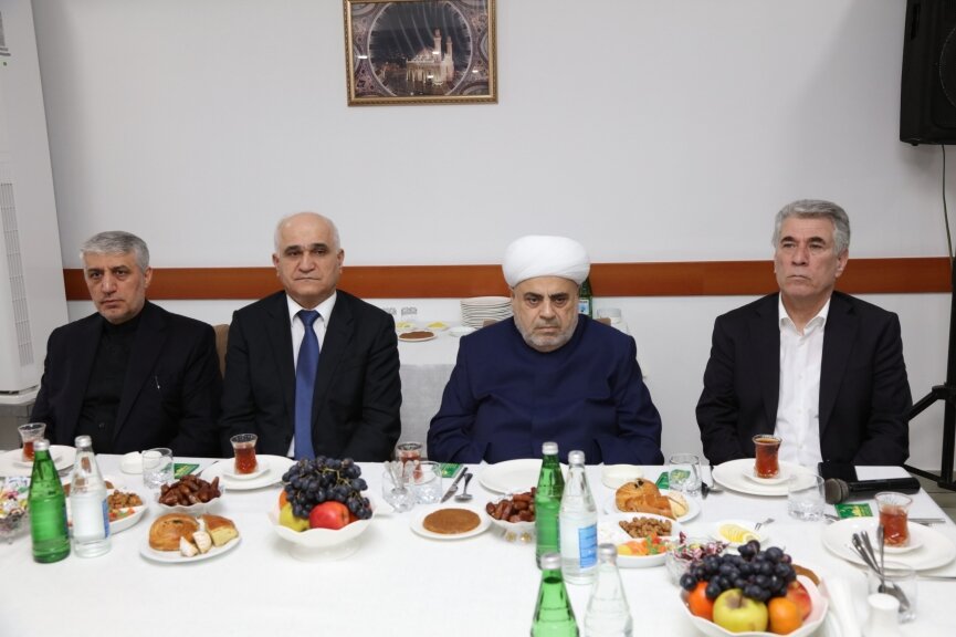 برگزاری مراسم چهلم شهادت آیت‌الله العظمی سید علی خامنه‌ای در باکو