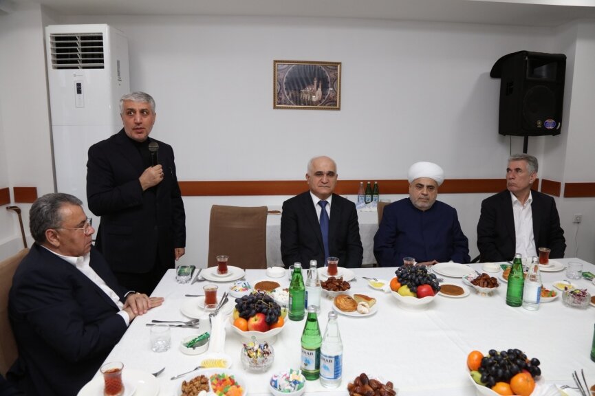 برگزاری مراسم چهلم شهادت آیت‌الله العظمی سید علی خامنه‌ای در باکو