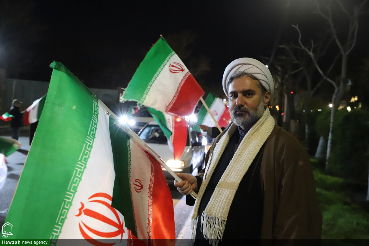 فیلم | برپایی موکب یاوران مهدی حوزه علمیه استان آذربایجان شرقی در کنار حماسه آفرینی های مردم