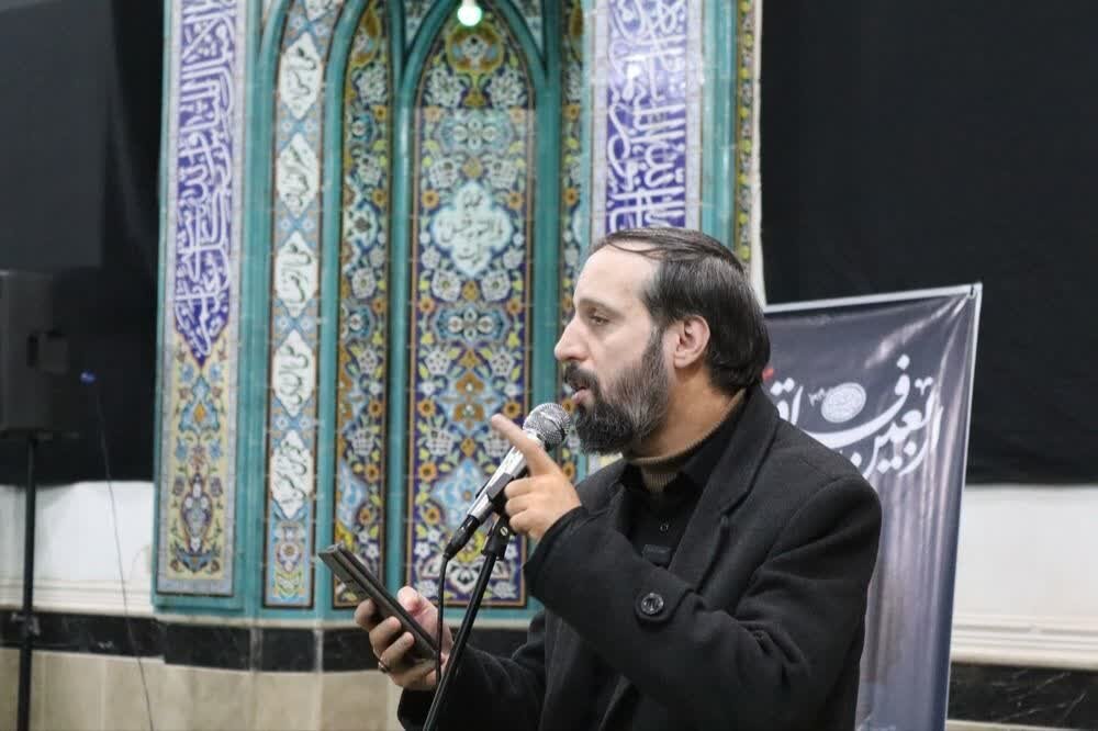 دفتر نمایندگی ولی فقیه در جمهوری آذربایجان  چهلمین روز شهادت را  در قم گرامی داشت