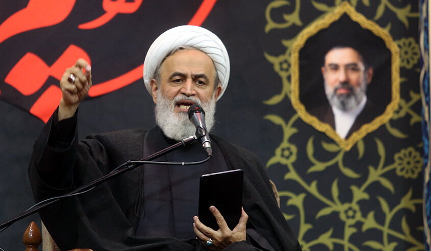 امروز مذاکره ادامه همان مبارزه است / مردم در صحنه حضور داشته باشند