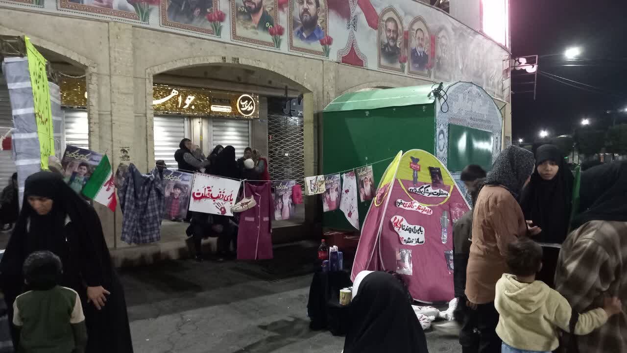 فعالیت مدرسه علمیه ریحانه‌النبی(س) رفسنجان در اربعین رهبر شهید+تصاویر