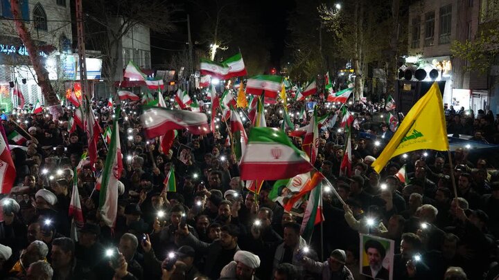 تصاویر/ خیابان های خوی در تسخیر حامیان انقلاب اسلامی