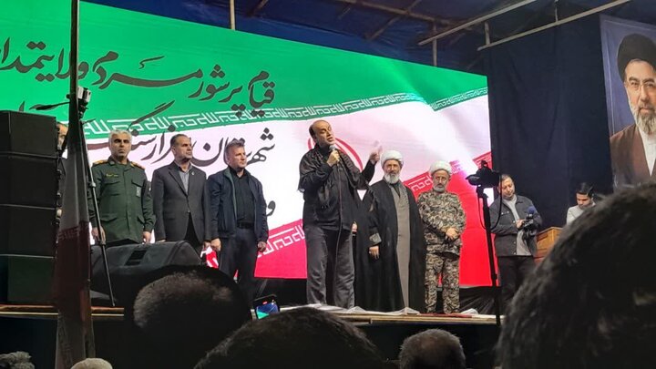 تصاویر / حضور دکتر حاجی بابایی نایب رئیس مجلس شورای اسلامی در تجمع مردمی شهرستان آمل