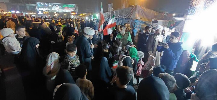 تصاویر / ادامه خدمت رسانی موکب شهدای روحانی در تجمعات شبانه شهرستان آمل
